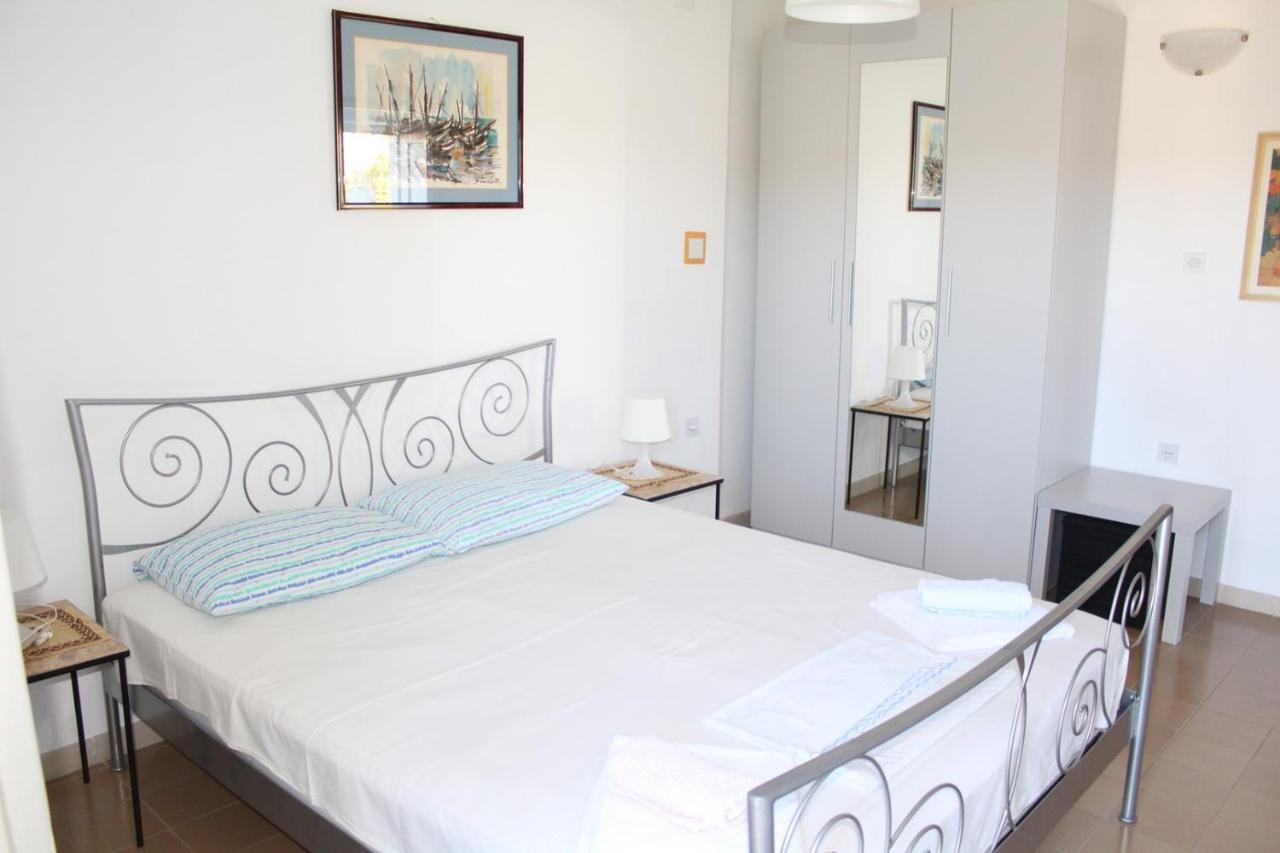 Apartments Demori Примоштен Екстер'єр фото