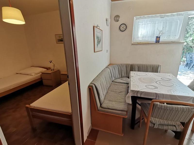 Apartments Demori Примоштен Екстер'єр фото